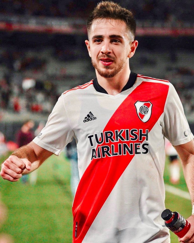sudanalytics_'s tweet photo. 🚨🇦🇷 [CONFIRMADO] Enzo Francescoli llamó a PEÑA BIAFORE y le confirmó que VUELVE A RIVER.

Vía @HernanSCastillo. https://t.co/fQcPzwqDIO