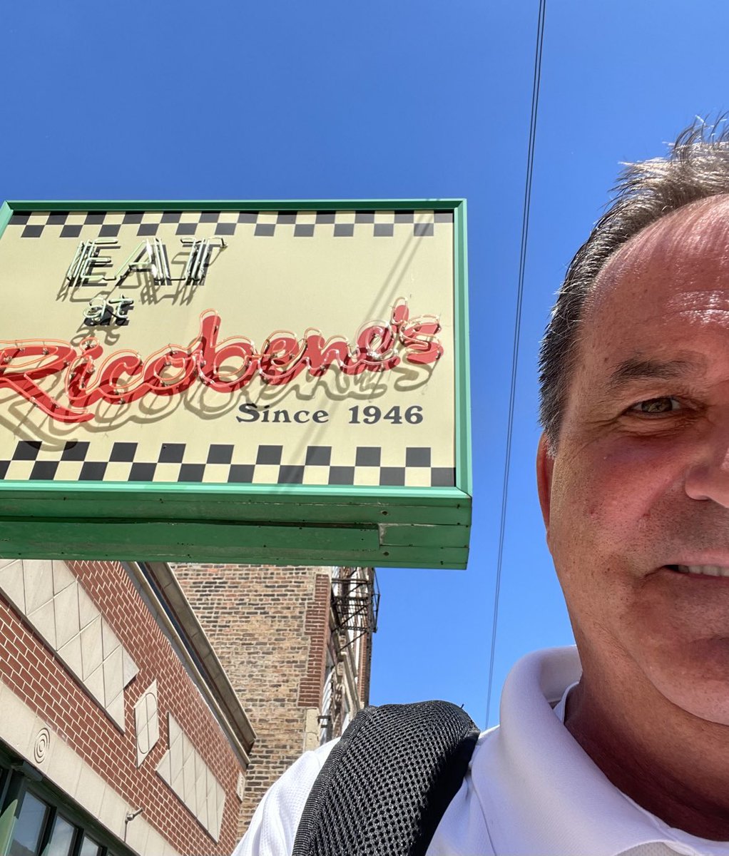 Mr. Rodgers tweet media