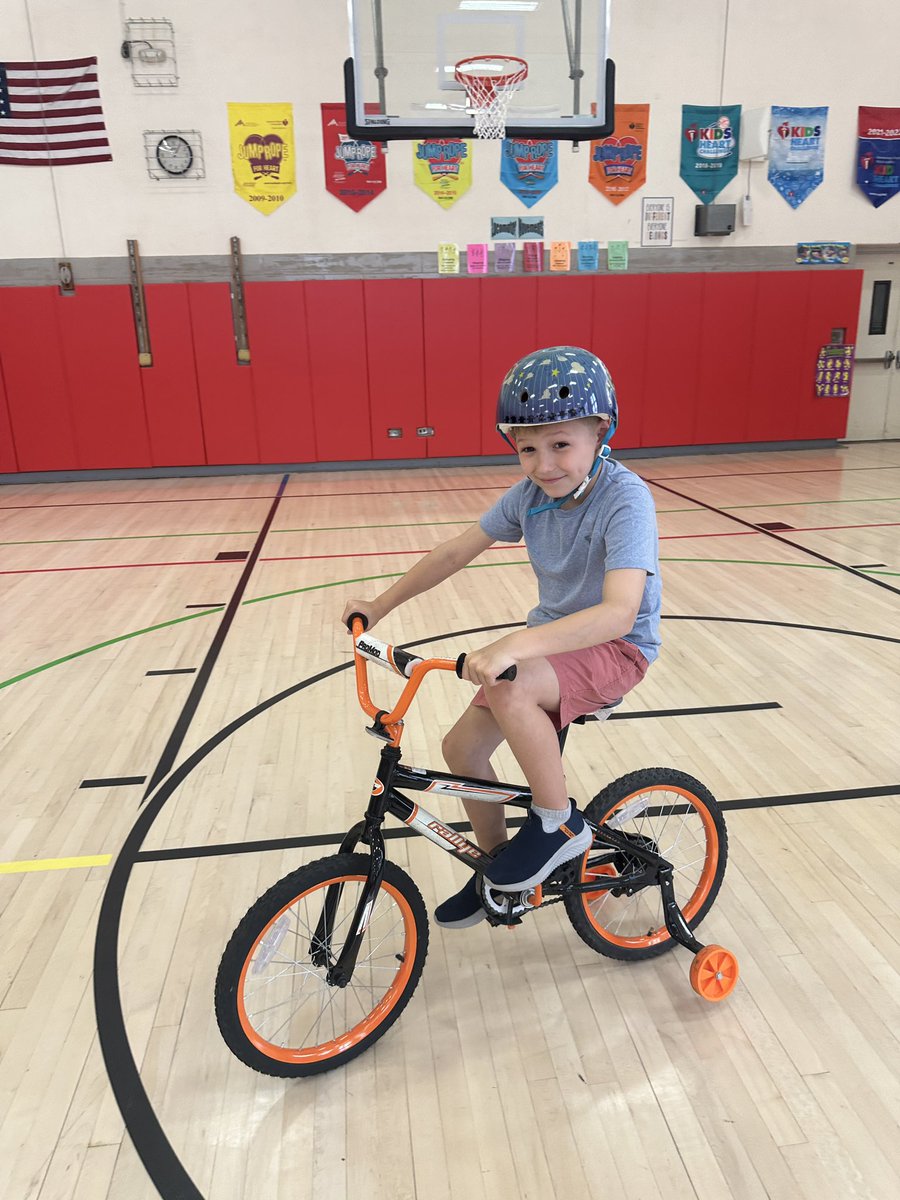We had a great time in PE today! Our students are learning to ride bikes, scooters and how to roller blade. I was so impressed with their safety awareness knowledge too, thanks <a href="/mrssantospe/">Mrs. Santos</a> We are excited to practice these skills all summer! <a href="/ManorOaksNHPGCP/">Manor Oaks School</a> #proud2bnhpgcp