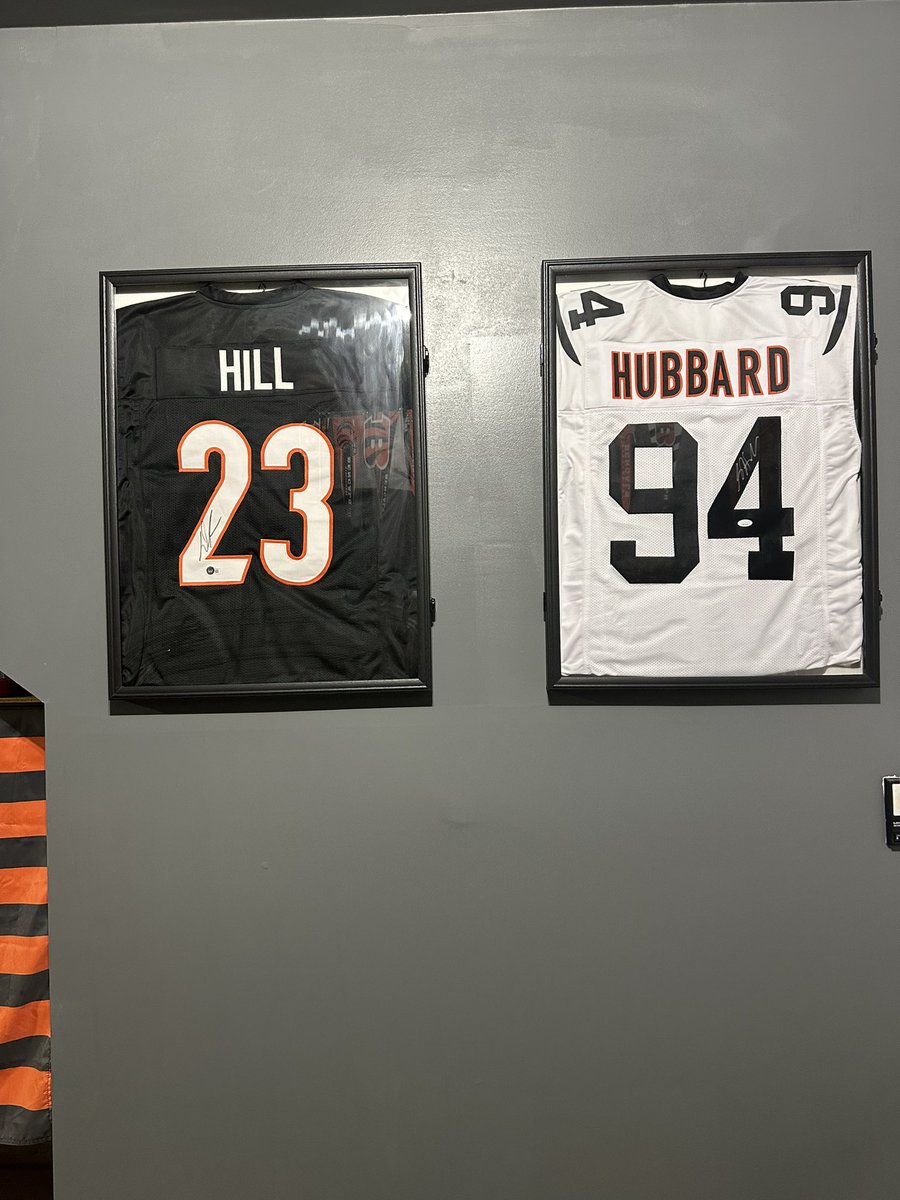 JoeShirk82's tweet photo. Nothing says I’m ready for @Bengals football season like finally cleaning,painting and decorating the garage mancave. Not 100% but it’s coming along. @daxhill5 @Sam_Hubbard_ https://t.co/RulrINf4mu