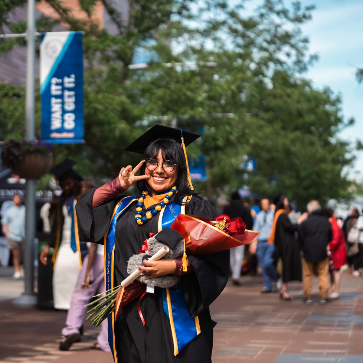 PaceUniversity's tweet photo. They're here! πΈ All of our Commencement 2024 images are now available for download. Did we snag your picture? Post it and tag us. See the album: https://t.co/fET7VnFOvp π #PaceGrad https://t.co/YH8GeI38Ag