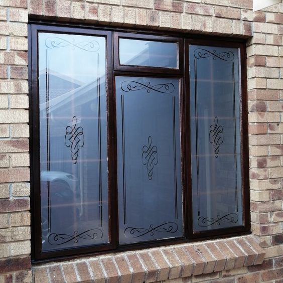 MercyMediaGrou1's tweet image. Enhance privacy and aesthetics with our window frosting services for industrial and residential spaces, as well as our window tinting services for cars.    

Call/WhatsApp: 0613013437 ☎Email: Info@mercymediagroup.co.za 📷

 #WindowFrosting #WindowTinting #homeart #windowfrost