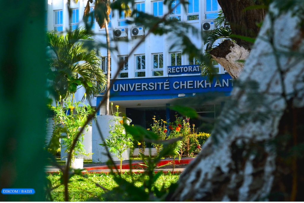 UCAD_Senegal's tweet photo. #ANNONCE 🚨🚨
Depuis quelques heures des informations sur une conférence publique prévue ce jeudi 6 juin 2024 à l'Amphithéâtre de l'UCAD 2 circulent sur les réseaux sociaux.  

L’Université Cheikh Anta Diop de Dakar informe qu’aucune autorisation n’a été donnée pour un événement de ce genre à la date et au lieu indiqués.
#ucad #kebetu #dementi #compublique #senegal #comdigitale #information