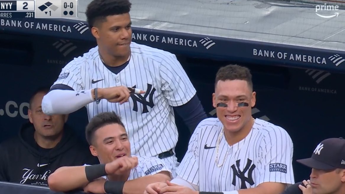 HoodieFrazier's tweet photo. volpe with his dad judge and uncle juan like this is literally my family https://t.co/9MfFCNJpOP