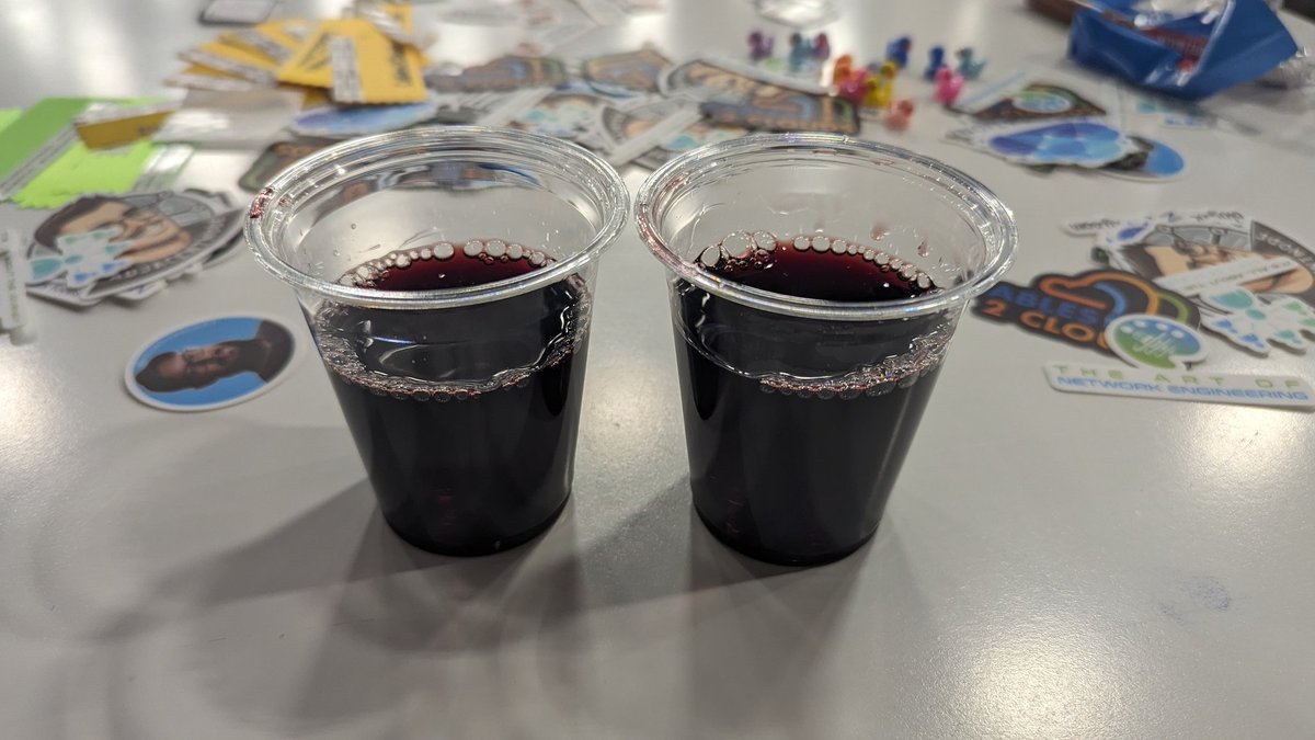 petergjones's tweet image. #CiscoLive #WineRedundancy
Do you prefer #ActiveActive or #ActiveStandby?