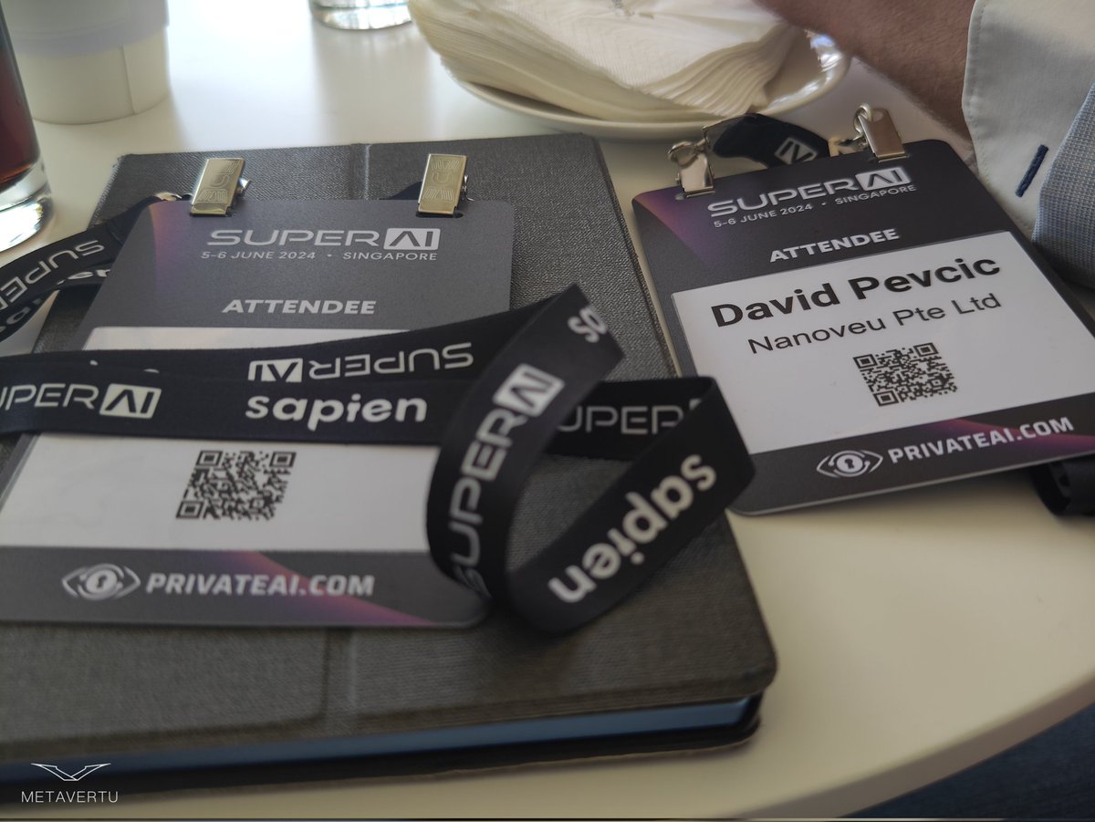 YellowStripeASX's tweet photo. $NVU 💥
At the SUPER #AI conference @superai_conf in S'pore🇸🇬
⏩Had an amazing meeting with $NVU chairman Dr. David Pevcic☕
⏩Also had a preview of $NVU's upgraded 3D tech #EYEFLY3D on Tablet & Iphone which absolutely blew me away🤯💥
🇰🇷SOUTH KOREA 1st, THEN THE WORLD🌍😎💥 https://t.co/nFiXHIR1Lk