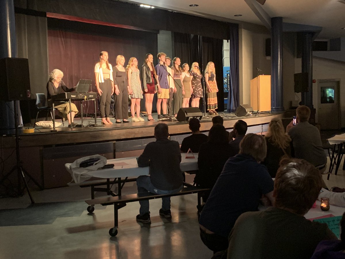 What a great night at this year’s Arts Coffee House. So much talent at #BluefieldHighSchool <a href="/GoBobcatsGo/">Bluefield Bobcats</a>