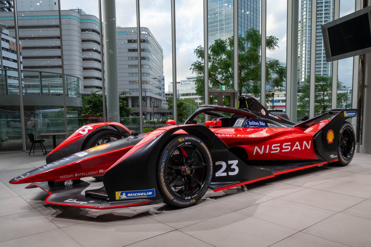 homra_image's tweet image. みなとみらい日産に展示してあるNissan Formula E Gen 2

鈴鹿PAのMcLaren Honda MP4/5Bに続き今年は良いものが見れますね。

NikonZ30
NIKKOR Z DX 16-50mm f/3.5-6.3 VR
#Nikon #NikonZ30 #Z30