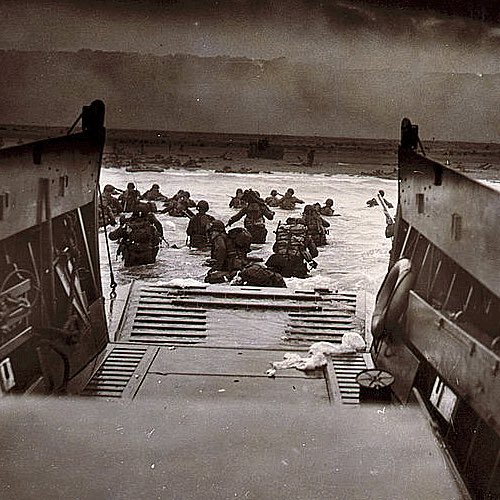 ManhattanConsrv's tweet image. Tomorrow, June 6, 2024, take a moment before starting your day to remember these poor bastards who had to get shot at by a bunch of goose stepping dipshits so that 80 years later, their great-grandkids could color their hair purple, defend Arab terrorists, and change genders. RIP