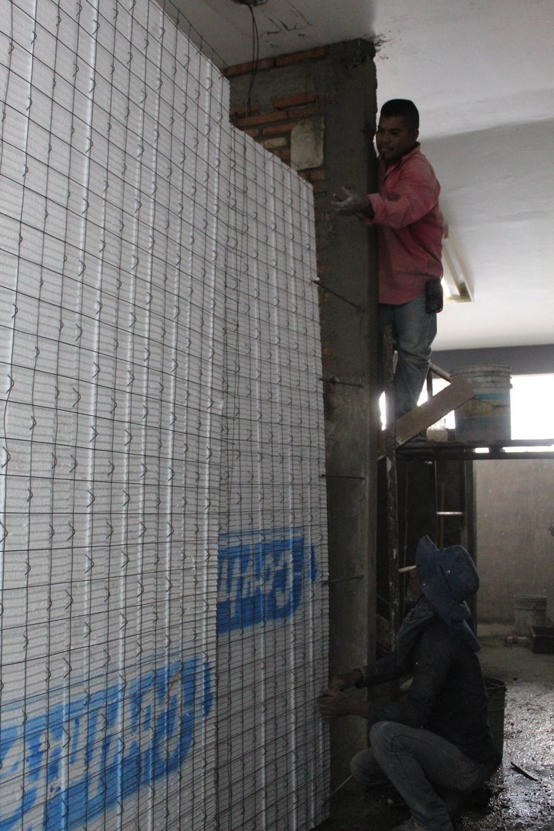 FCQBUAGRO's tweet photo. Una de nuestras primera obras que realizamos la administración 2018-2024c fue rehabilitar los baños, baños dignos que ustedes merecen tanto en el edificio de posgrado como los de la explanada. https://t.co/m5iBBkslAz