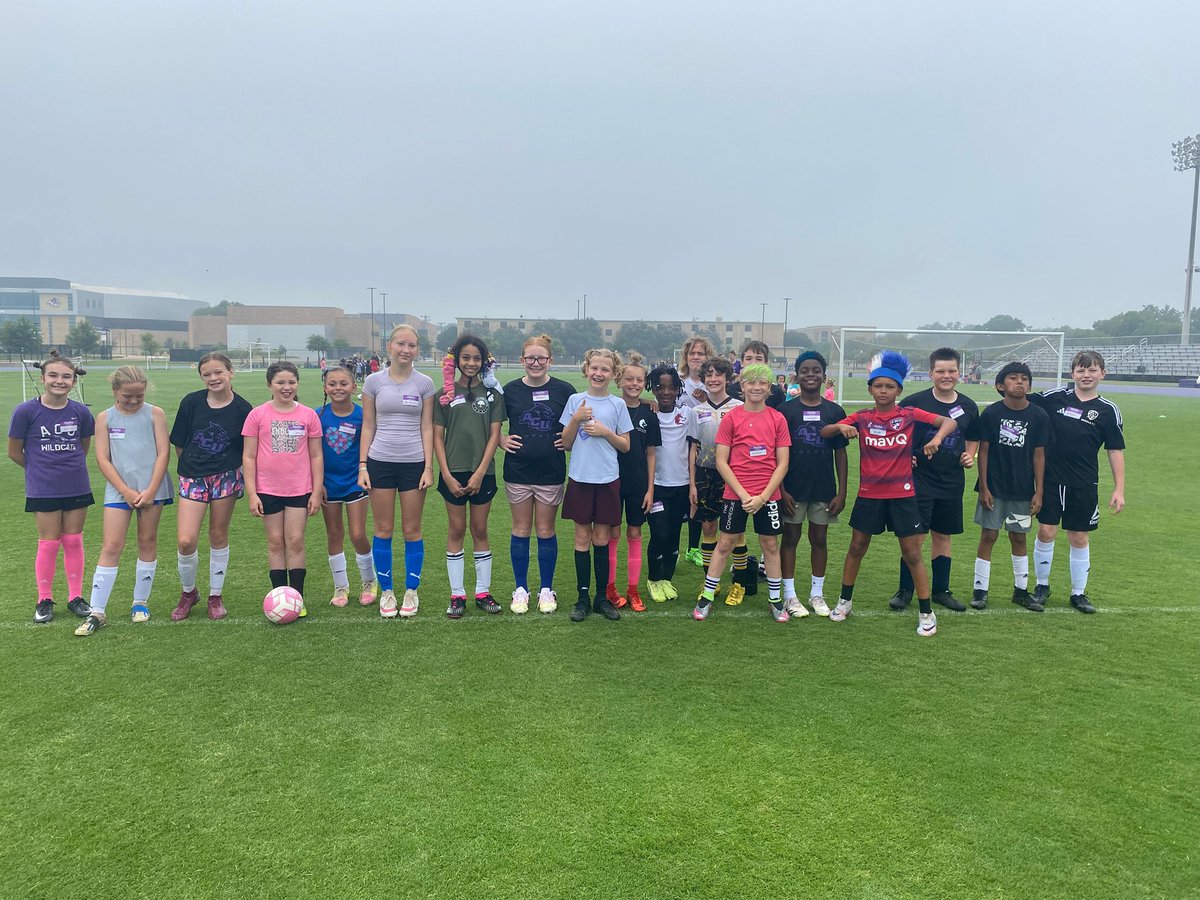 ACU_Soccer's tweet photo. 𝙇𝙖𝙨𝙩 𝙙𝙖𝙮, 𝙗𝙚𝙨𝙩 𝙙𝙖𝙮 𝙖𝙩 𝙘𝙖𝙢𝙥! 🤩

Crazy hair day, competition day, award ceremony, and the radar gun was brought out ⚽️💨 A super fun day 3️⃣!

#GoWildcats https://t.co/VxJjBHn4LZ