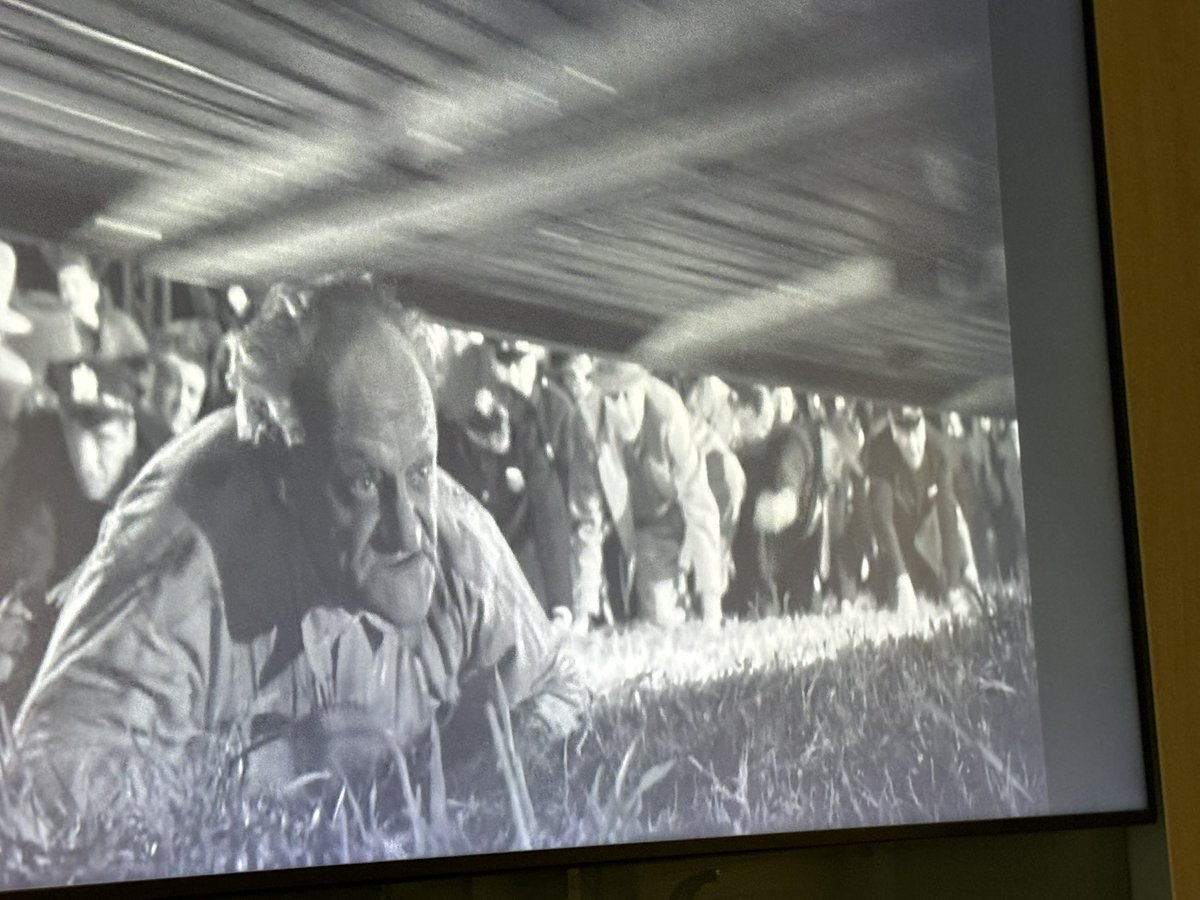 DADiClementi's tweet image. The rooms at @nyulangone are almost lavish. The TV is so large it’s almost like watching #StrangersOnATrain on the big screen. I’ve been giving impromptu film classes. Oh, what they didn’t know and in five minutes we own them #TCMParty !