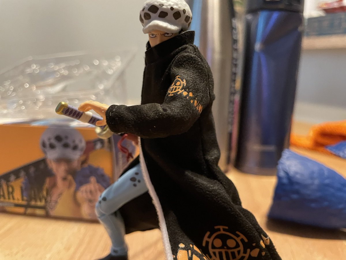 FunkyPunchPro's tweet photo. Custom Law coat came in. It looks really good. https://t.co/yBsOehq0js https://t.co/GBOHIbdUb2