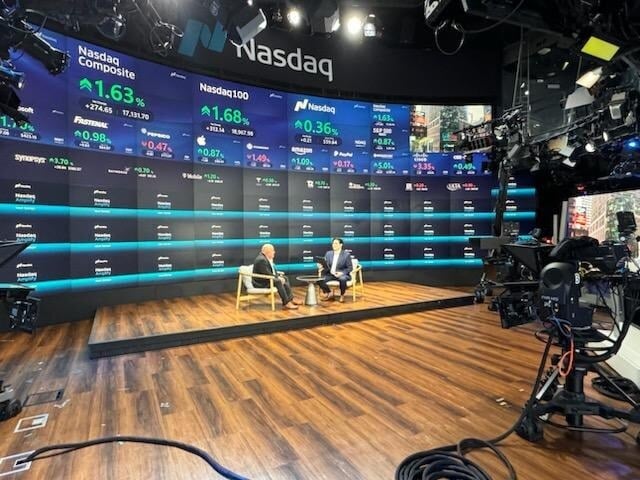 usioinc's tweet photo. Michael Spector of Nasdaq Amplify, sat down with Louis Hoch, CEO of Usio, Inc. to discuss his vision for the future of AI biometric payments. #ThefutureofFintech #usio https://t.co/x7HKdtTd5I