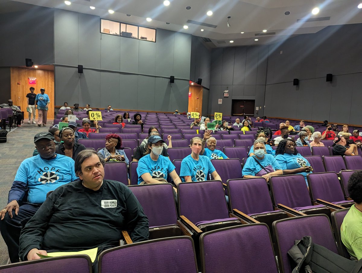 HOPE_organizers's tweet photo. Halfway through #RGB's BK public hearing and HOPE is seated and ready to testify #RentRollback!
The board says they want facts? In NYC in the last 30 years year landlords' income went up 10.4% but in Brooklyn their income went up 153% - but we're getting buried in rent increases https://t.co/gUlzEWG0Y1