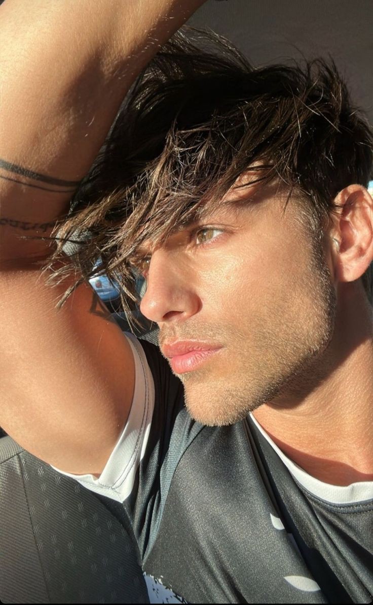 ☯ Flynn Calum Clifford ☯
• son of <a href="/WitchCalumsos/">Cal</a> and <a href="/WC_Mikey/">𝑀𝑖𝑐ℎ𝑎𝑒𝑙 | Calum's doll</a>
• twin of <a href="/KaydenMichaelC/">Kayden</a>
• Aries 
• pansexual 
• he | him 
• multiship