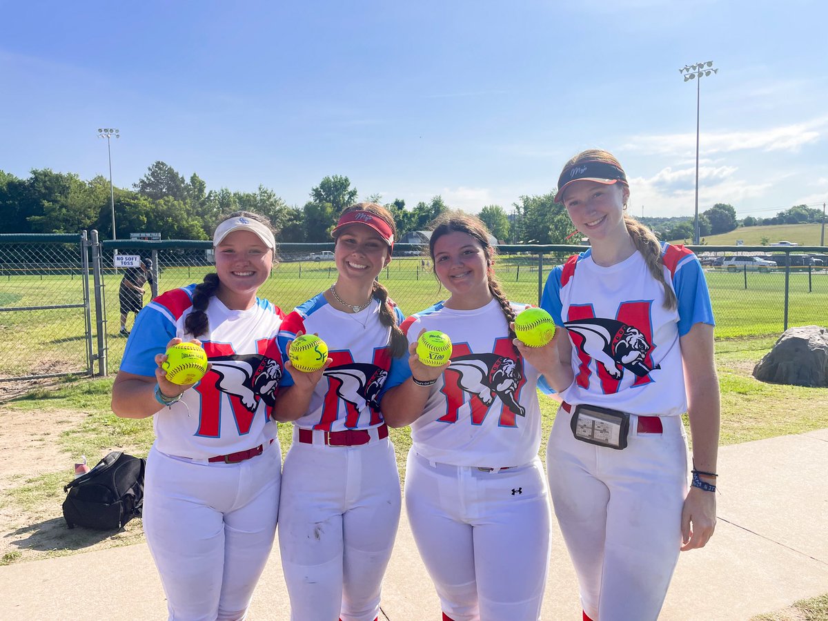 emmerson dickinson tweet media