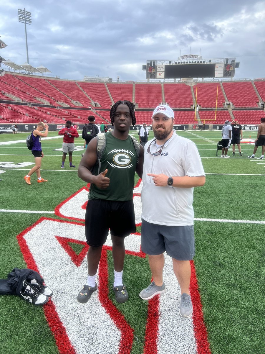 Nathaniel-J Blanc (@blancjuien) on Twitter photo Wow, AGTG, after a great camp at <a href="/LouisvilleFB/">Louisville Football</a> , im truly blessed to receive my first D1 offer from <a href="/UTM_FOOTBALL/">UT Martin Football</a> after a great conversation with <a href="/CoachStoutUTM/">Coach Stout 🏈</a>
<a href="/ECWagnac/">Emmanuel Cazeau-Wagnac</a> #UNCHARTED Wow, AGTG, after a great camp at <a href="/LouisvilleFB/">Louisville Football</a> , im truly blessed to receive my first D1 offer from <a href="/UTM_FOOTBALL/">UT Martin Football</a> after a great conversation with <a href="/CoachStoutUTM/">Coach Stout 🏈</a>
<a href="/ECWagnac/">Emmanuel Cazeau-Wagnac</a> #UNCHARTED