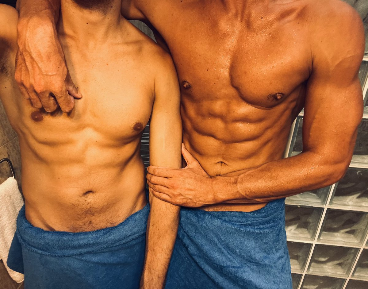 FitAndHung's tweet photo. Like what you see? 💪🏻 Subscribe to our OF. We enjoy making custom content 😈
https://t.co/y1yuktsrZv

#Musclestuds #Hotboys #Towelseries #Shower #Losangeles #College #Hot #Bi #Curious #Alpha #Onlyfans #Like #Subscribe #Muscleworship #Athletic #Fitness #Mensphysique #Theonlybros https://t.co/obMZWBs6C9