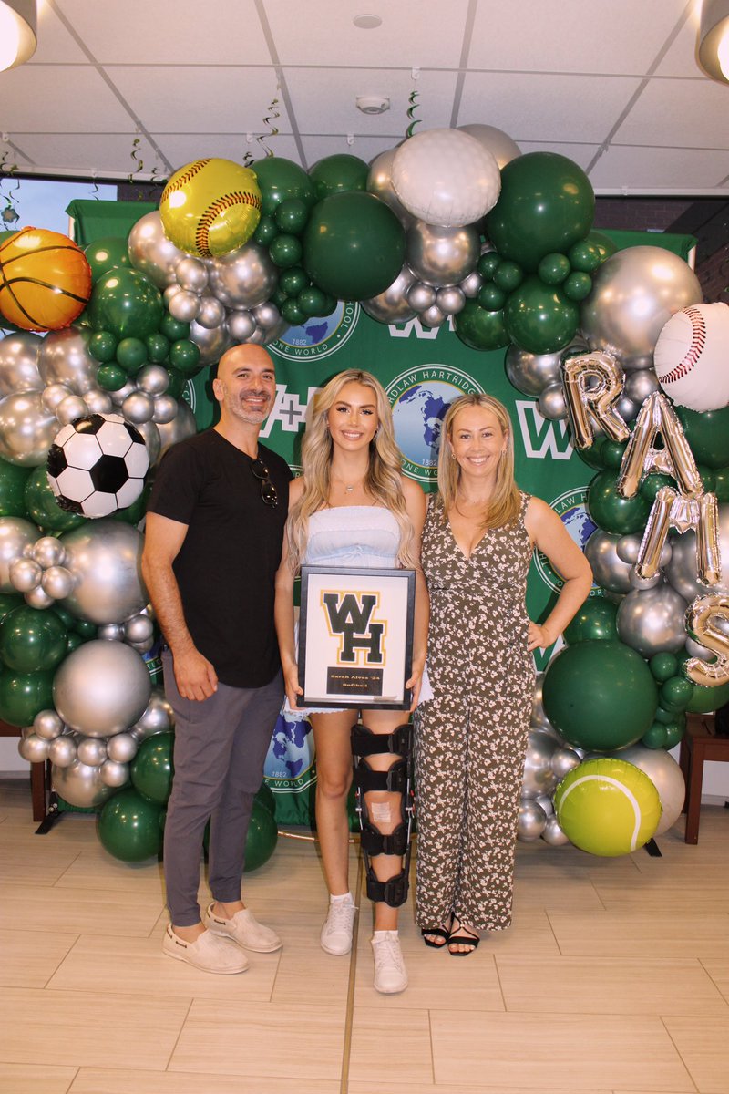 Sarah Alves tweet media