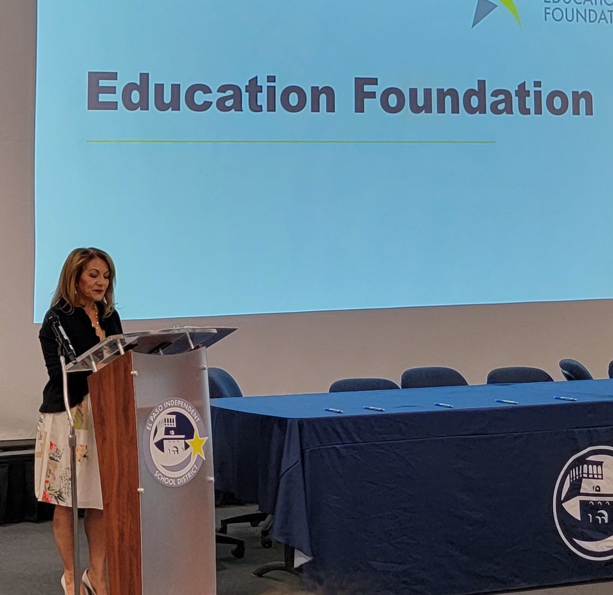 cynsationalcynd's tweet photo. At the EPISD Education Foundation Ceremony. Austin HS has 4 Panthers who were awarded the scholarships๐ค๐ซถ๐ค๐ซถ๐ค
#itstartswithaustin #ItStartsWithUs #ReviveRebuildRestore #InspireEmpowerTHRIVE #ProudPantherPrincipal https://t.co/2Gjg140Tmr