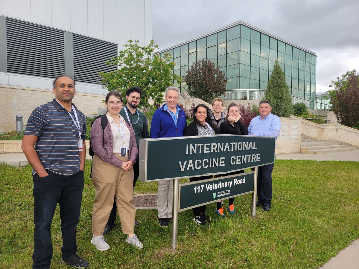 VIDOInterVac's tweet image. The past few days, virologists from across Canada (and the world) attended #CSV2024!  We had the pleasure of touring over 100 of those attendees through VIDO, highlighting our infrastructure and research! #shareknowledge #virology #research