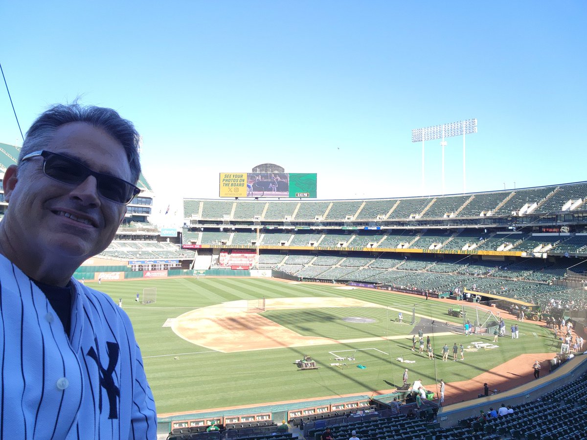 AzScenicTours's tweet photo. Reggie Jackson #9 rules #AtTheColiseum https://t.co/WIrwyWC5PI