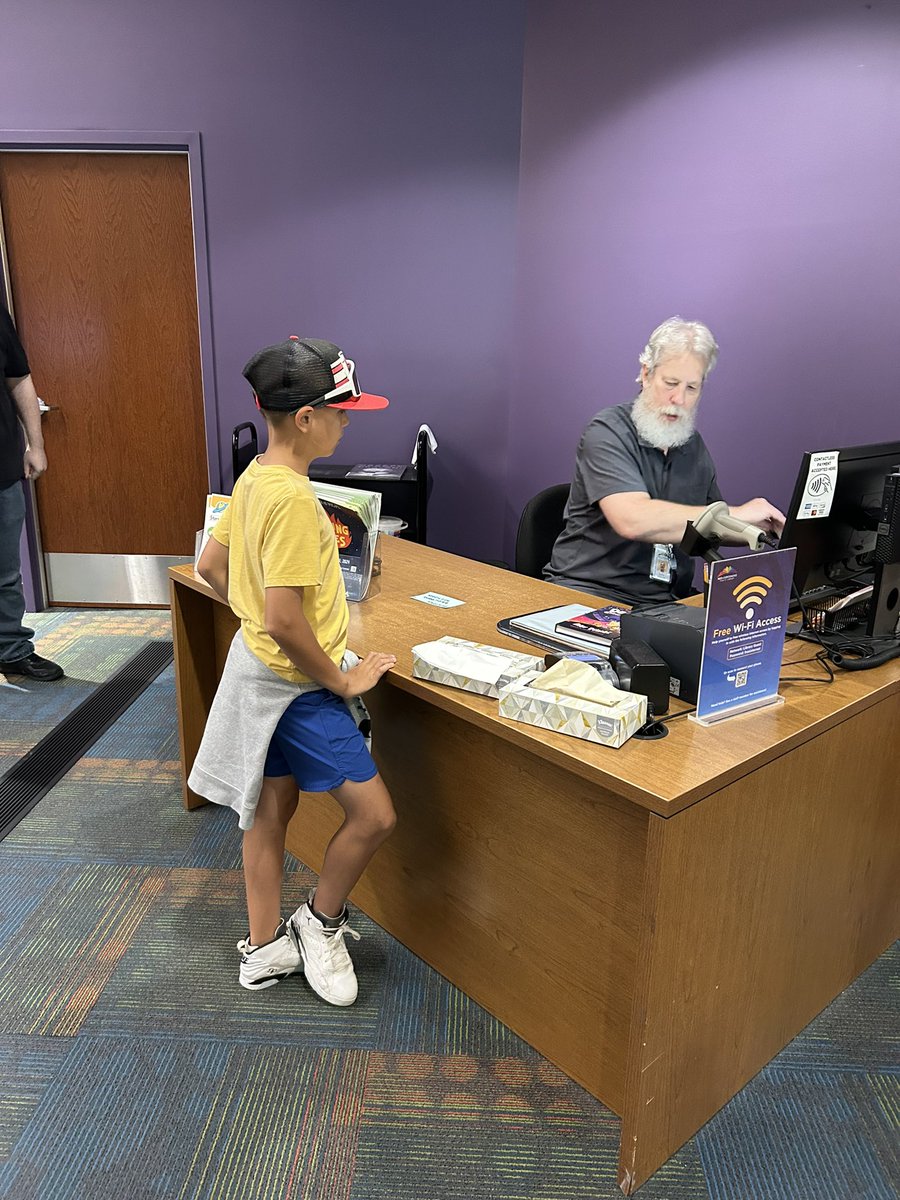 JillEltiste's tweet photo. 3rd graders learning about the summer @MCPLMO program #tellingtales @WoodneathCenter #lpssummerreading @ShoalCreekStars #scstars 💙⭐️📚 https://t.co/iz1hJtdCTI