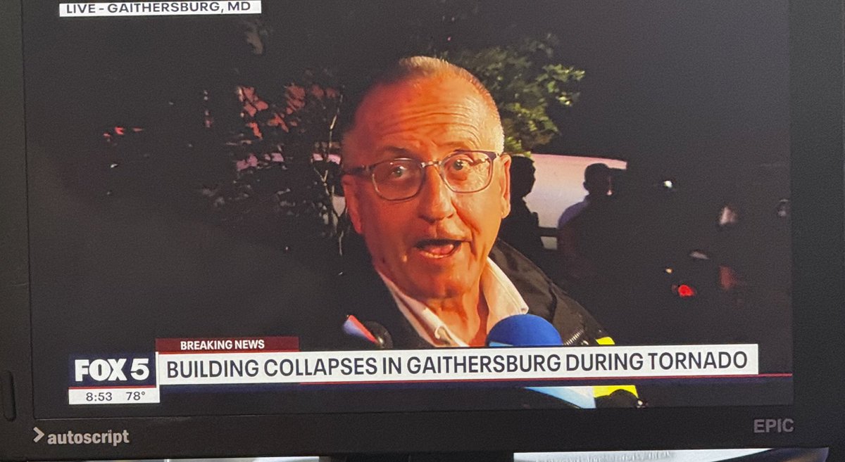 ShirinRajaee's tweet photo. #BREAKING Tornado in Gaithersburg MD causes major damage to 3 homes. Most severe is a home off Dogwood drive where a tree crashed onto a home, trapping 5 people inside. All were rescued with injuries, 1 w/ traumatic injuries according to @mcfrsPIO @fox5dc @thesierrafox https://t.co/QtfDU7dAXB