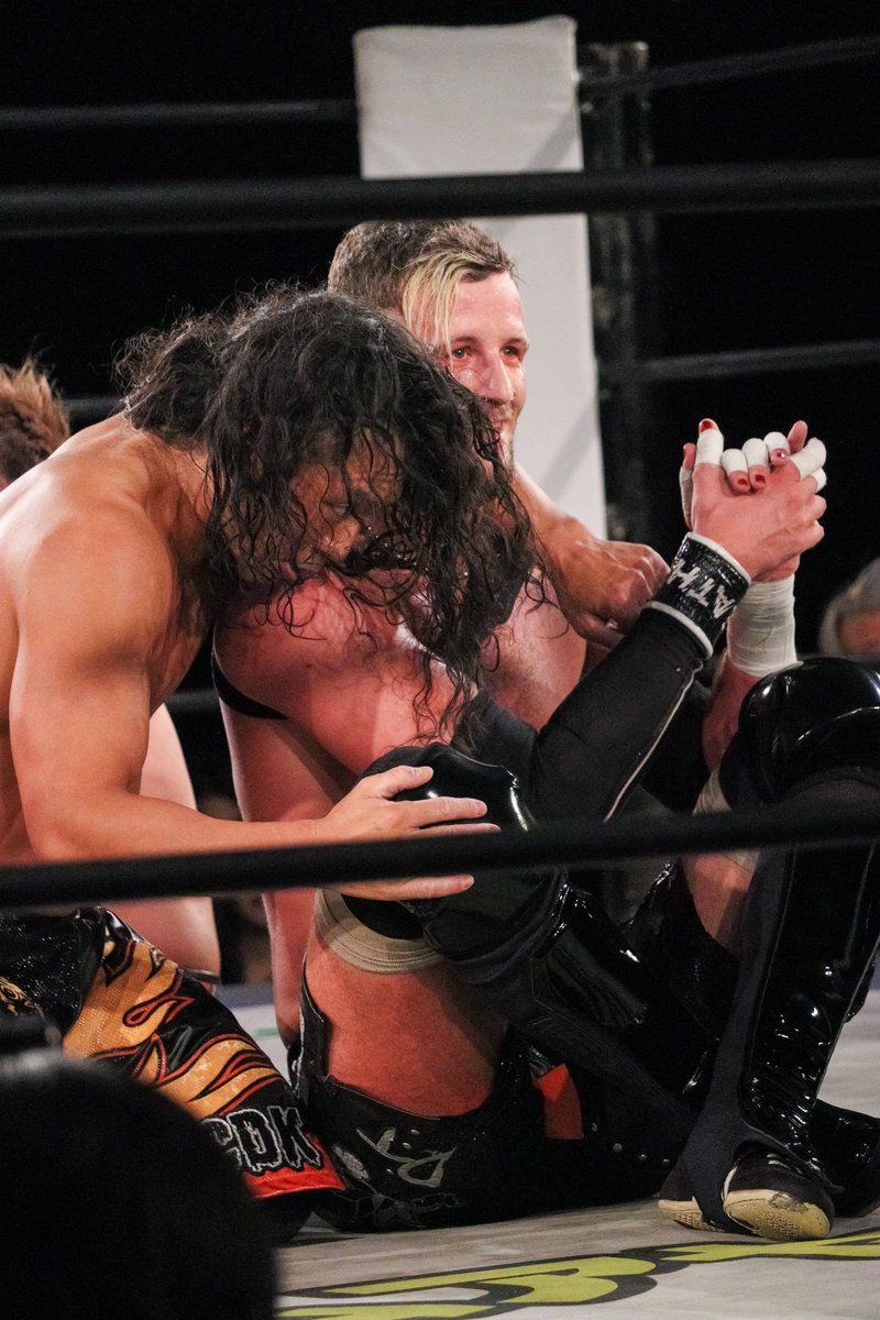 nashitaka08's tweet photo. 2024.06.05 新宿FACE
#ddtpro #高梨将弘 #ChrisBrookes #CDK #CDK5th https://t.co/LCFgWLvu1y