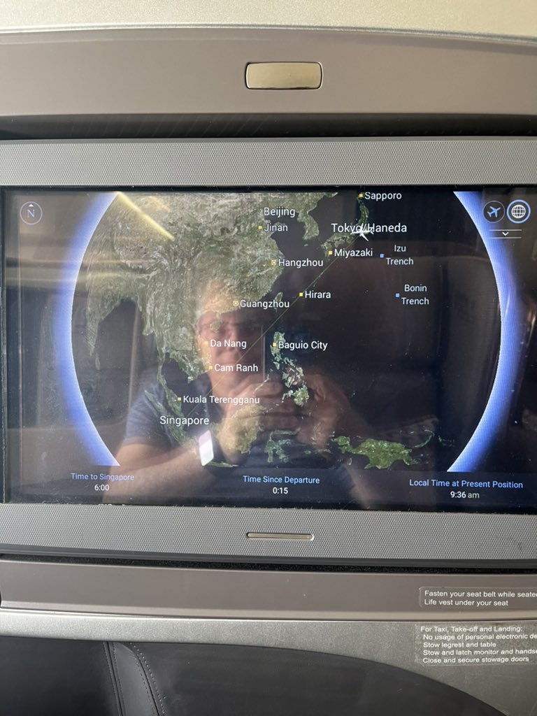 My next 6 hours: Tokyo-Singapore.
Great to be back in Asia!