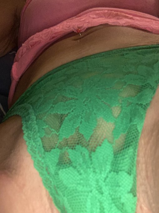 Green 💚 https://t.co/MswkbkrVWJ<a href="/tag/newprofilepic"class="tags"><span>#newprofilepic</span></a>