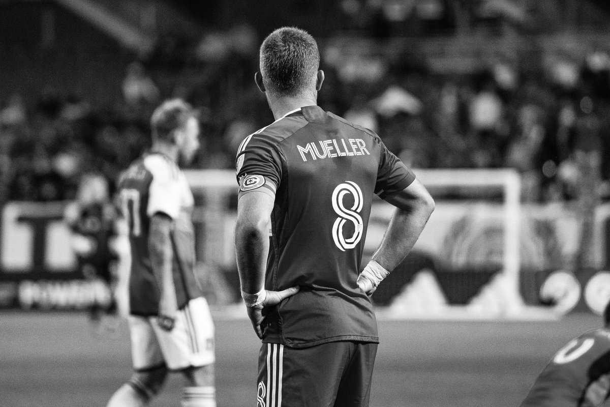 Everybody loves to blame their circumstances and play the victim until they realize that starting from the bottom is actually an opportunity to earn real self-confidence🤞🏼#BTB