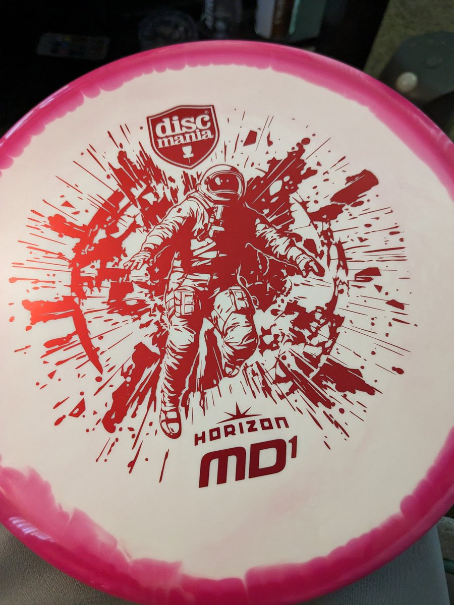 dsstanley's tweet photo. Ohh she's a beaut #discgolf https://t.co/OXknDykdV6
