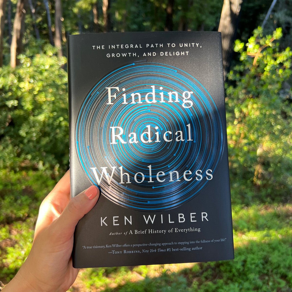 Happy Publication Day to Finding Radical Wholeness!

From integral philosopher Ken Wilber, a practical guide to finding a radical and complete Wholeness through a path that blends integral theory, psychology, spiritual practice, and shadow work.

shambhala.com/finding-radica…