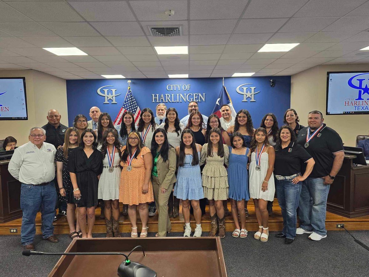 Lady Hawk Softball tweet media