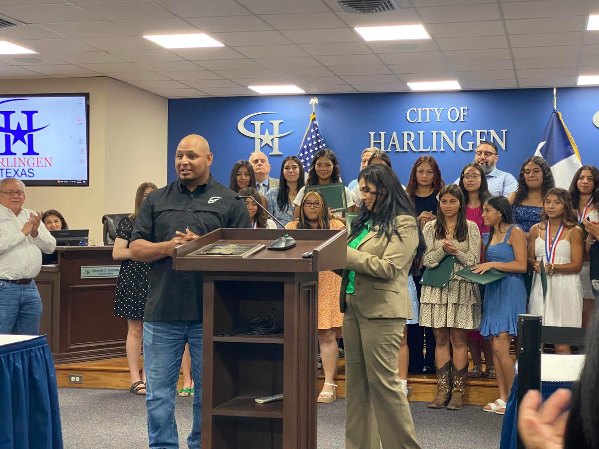 Lady Hawk Softball tweet media