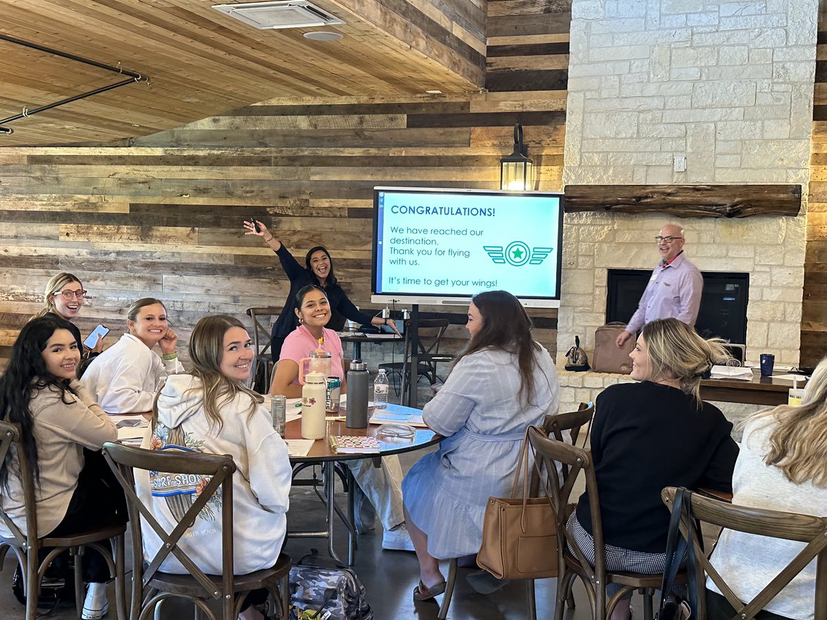 perezteacher's tweet photo. A great group of dedicated MISD staff took flight at Destination ESL this week! With a focus on linguistic accommodations and language objectives, these teachers are ready to soar! @melissaisd @ElemSchools @Faby__Vidal @RobertTredway #ESL https://t.co/NFKABori8R