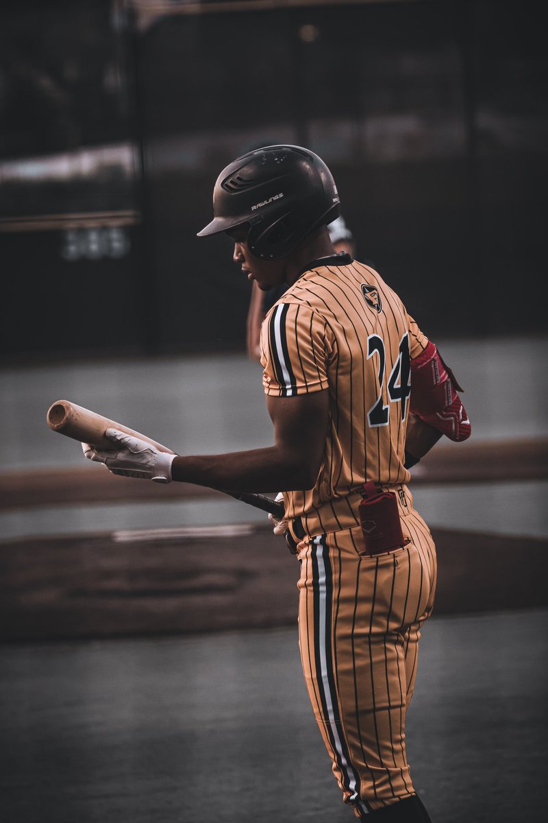 Bishop Quarles (@bishopquarles) on Twitter photo missing the gold and black a little extra <a href="/5starmidsouth24/">5 Star Midsouth 2024</a> <a href="/5starmidsouth/">5 Star MidSouth</a> <a href="/curtis_hoppe/">Coach Hoppe</a> missing the gold and black a little extra <a href="/5starmidsouth24/">5 Star Midsouth 2024</a> <a href="/5starmidsouth/">5 Star MidSouth</a> <a href="/curtis_hoppe/">Coach Hoppe</a>