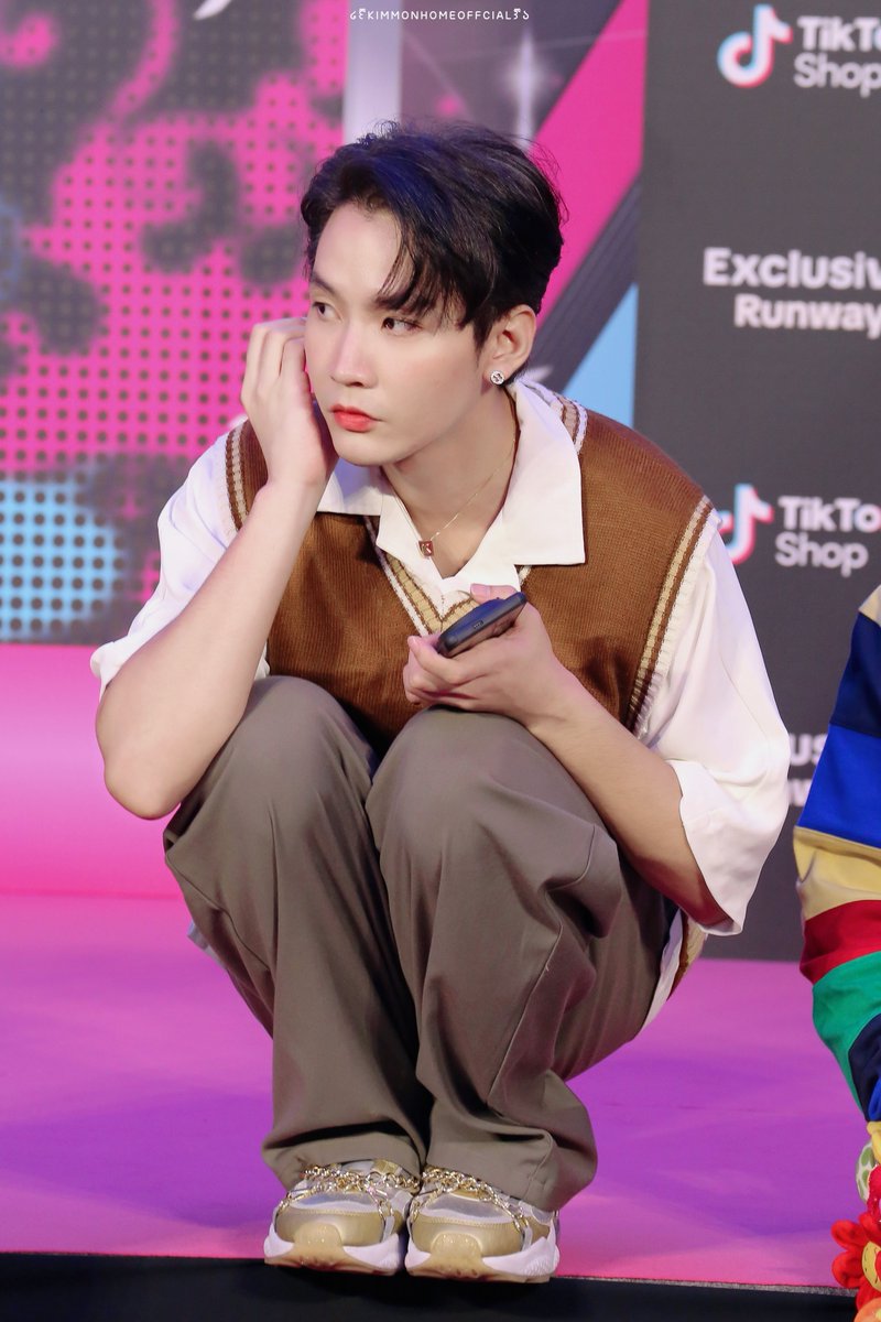 KIIMMONOFFICIAL's tweet photo. ด.ช. ม่อนม่อน  ผู้ปกครองมารับแล้วค่าาา 🥰

꒰ #TiktokShopRunwayxSB5
#SBFIVE  #ขุณขิมมอญ ꒱

@KiimMon https://t.co/UxHxD2a9dN
