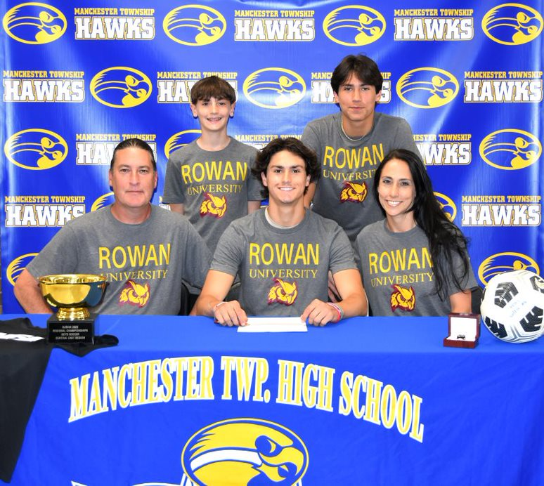 MTHS_Sports's tweet photo. Congratulations to Joey Kurak for signing with Rowan University to continue his soccer &amp; academic career.  Here with parents, coaches, teammates and friends.  Congratulations Joey!!!  Go Owls!!! @RowanUniversity https://t.co/2FQiCO7VIs