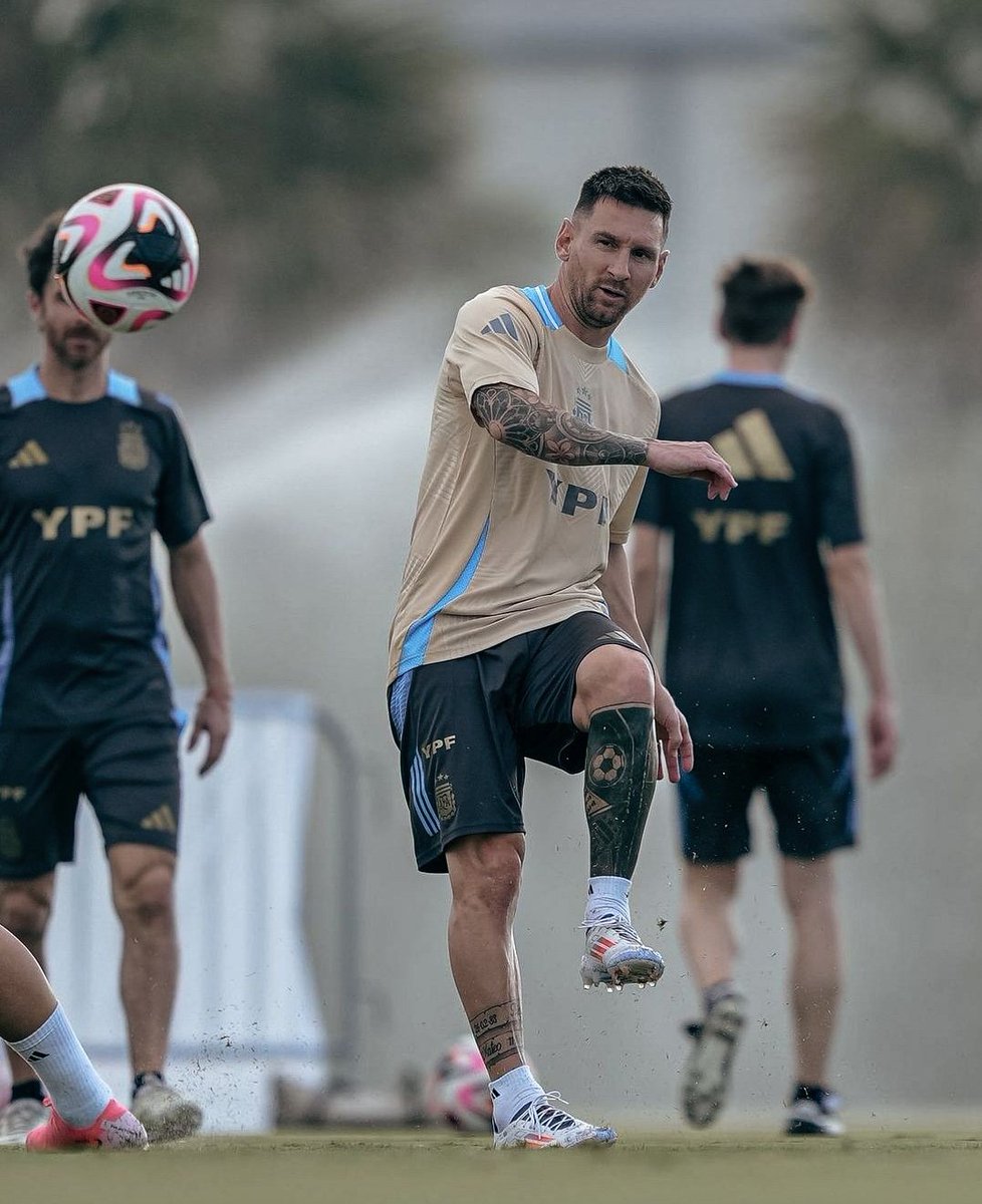 Messismo (@messismo10) on Twitter photo 