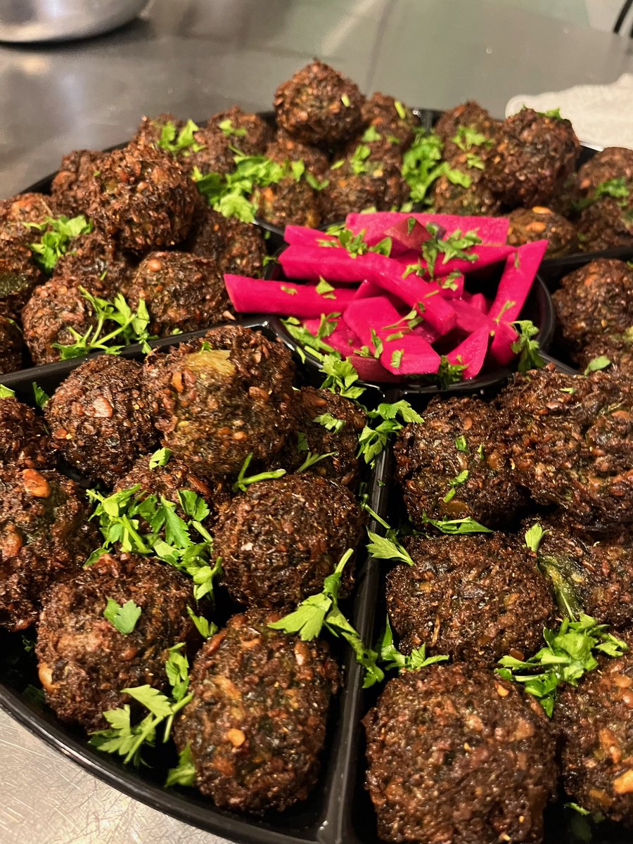 FavaPot's tweet image. Did you know that falafel, originally called “Ta’amya,” hails from Egypt? Unlike the chickpea version, our authentic falafel is made from fava beans, just like in Egypt. Experience the true taste of Ta’amya at any of our locations! #madefromscratch #womanownedbusiness #local