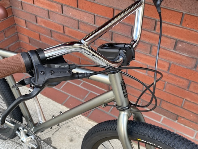cycleshop203's tweet image. tern「GRIT」限定カラー入荷しました。

シマノの新メカ「CUES」実装した最新モデルの限定カラーです。

#tern 
#shimano
#CUES