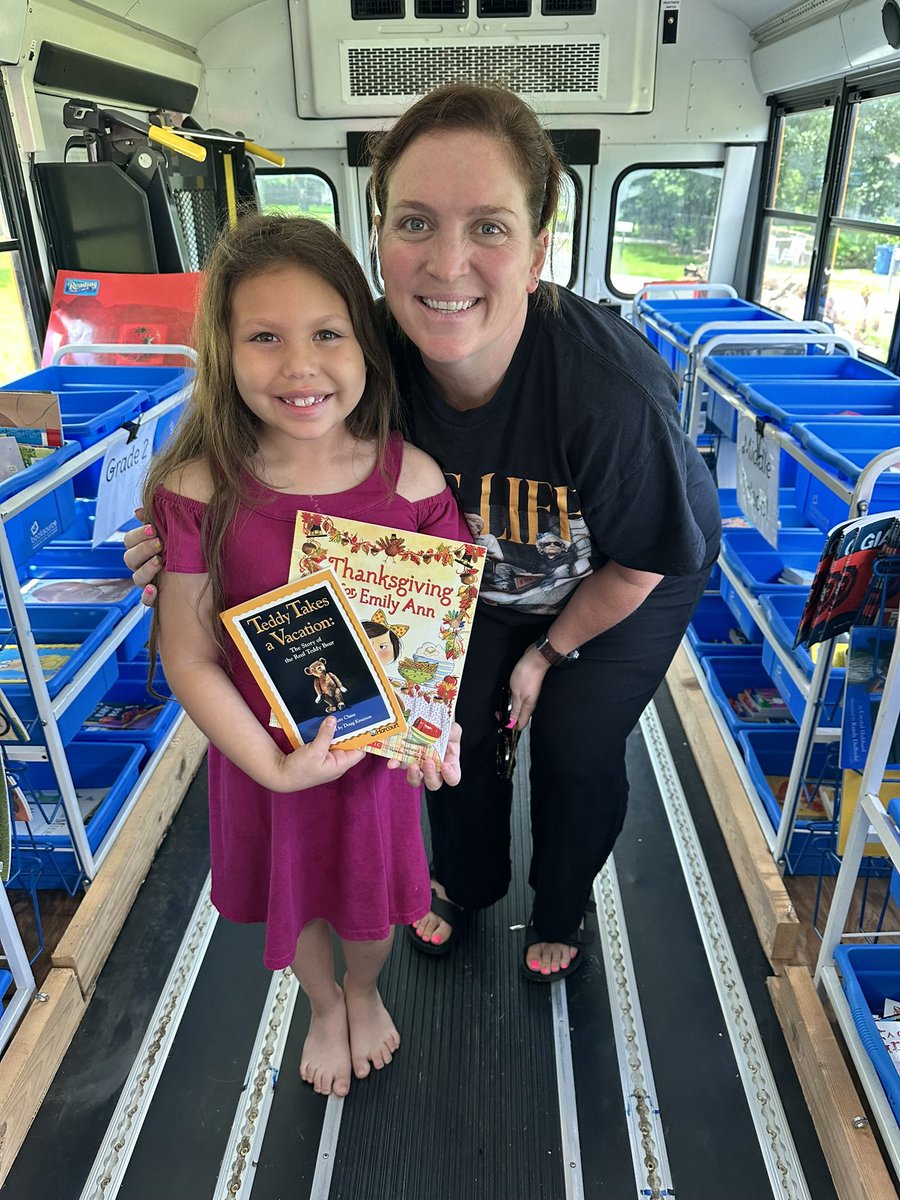 EastIberville's tweet photo. Round 1 of the Book Bus was huge success! We were so excited to see our students and give them some fun books for summer reading!
#EmpoweringMinds #IgnitingFutures #EIproud #TigerPride #MovingForward #BookBus https://t.co/TrDSW2anRT