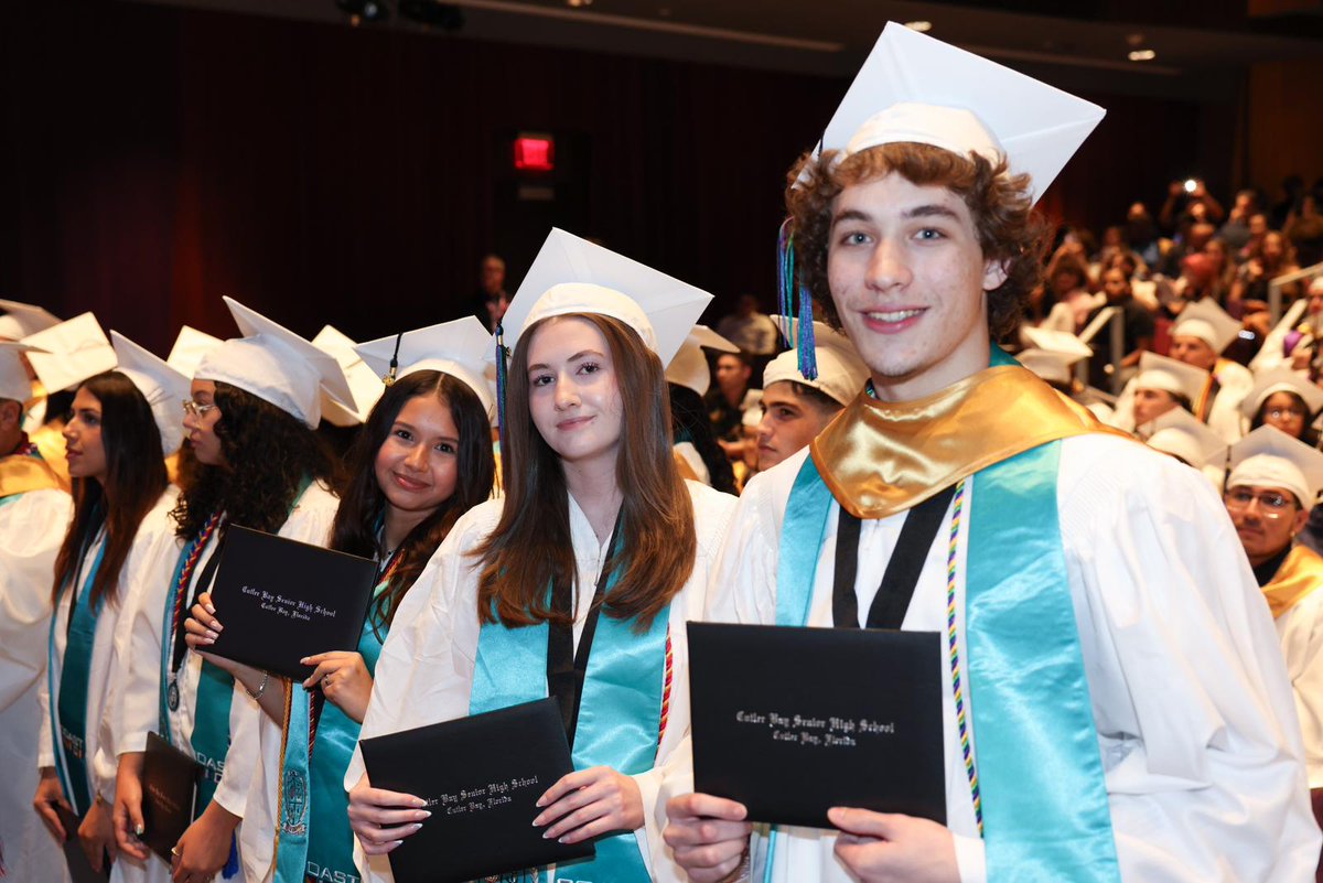 Miami-Dade Schools tweet media