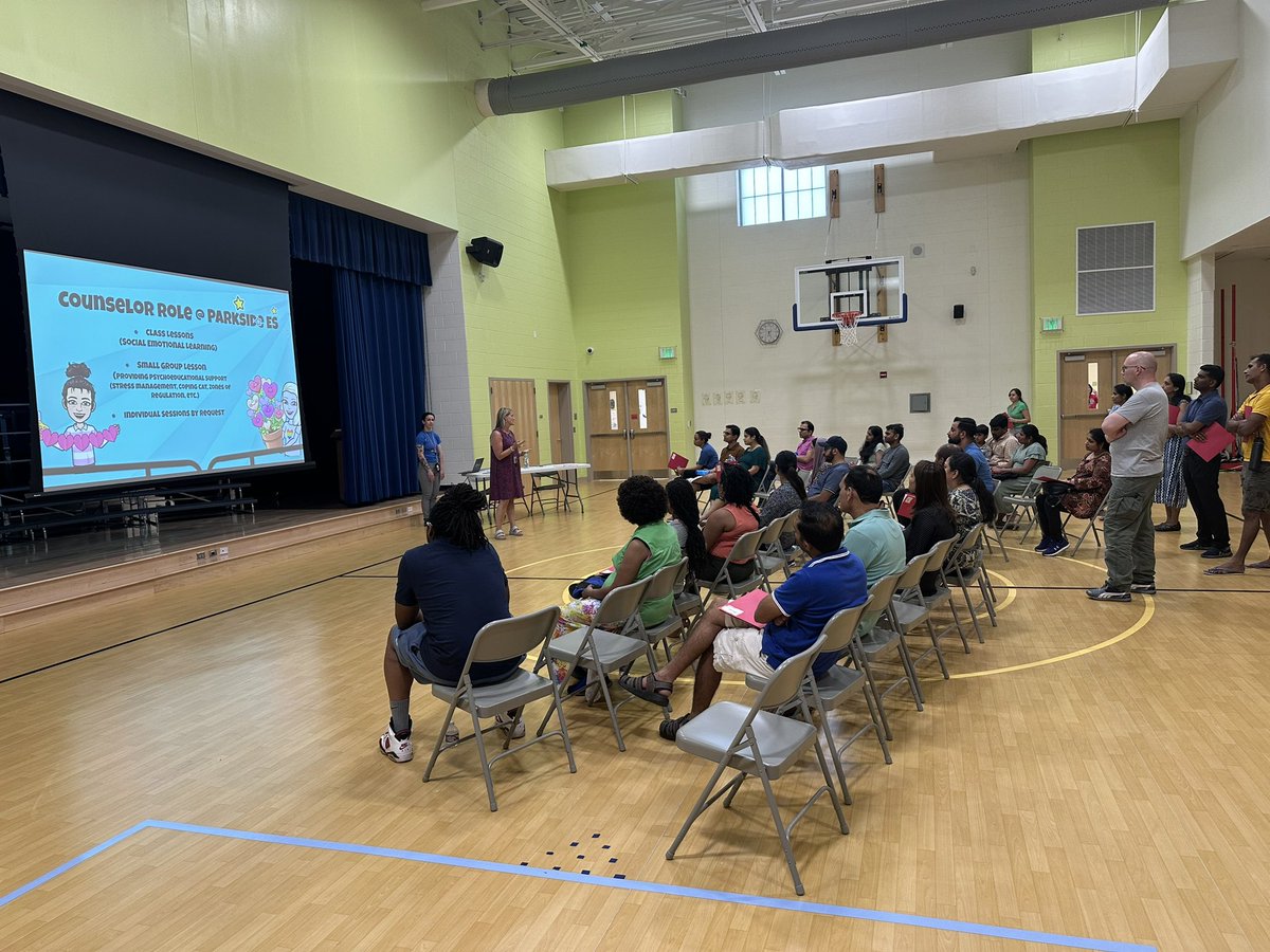 ted_thudson80's tweet photo. π Big shout-out to the @es_parkside kindergarten team and specialists! π They made tonight's kindergarten orientation an unforgettable experience for our newest Pipers and their families. ππ #KindergartenOrientation #ProudPipers https://t.co/o4kxpKyOx4