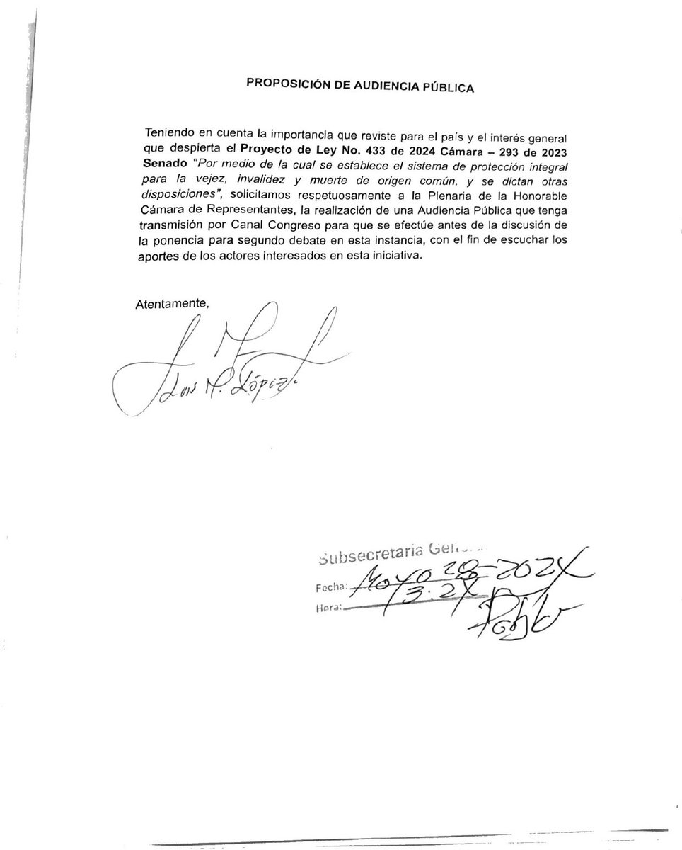 LuismLopezA's tweet photo. 🚨 ¡Alerta Colombia! Denuncio grave irregularidad en la #ReformaPensional

El 28 de mayo, la Plenaria aprobó por unanimidad una proposición para realizar una Audiencia Pública antes del segundo debate de la Reforma Pensional en @CamaraColombia 👇🏻🧵 https://t.co/udb17cffQz