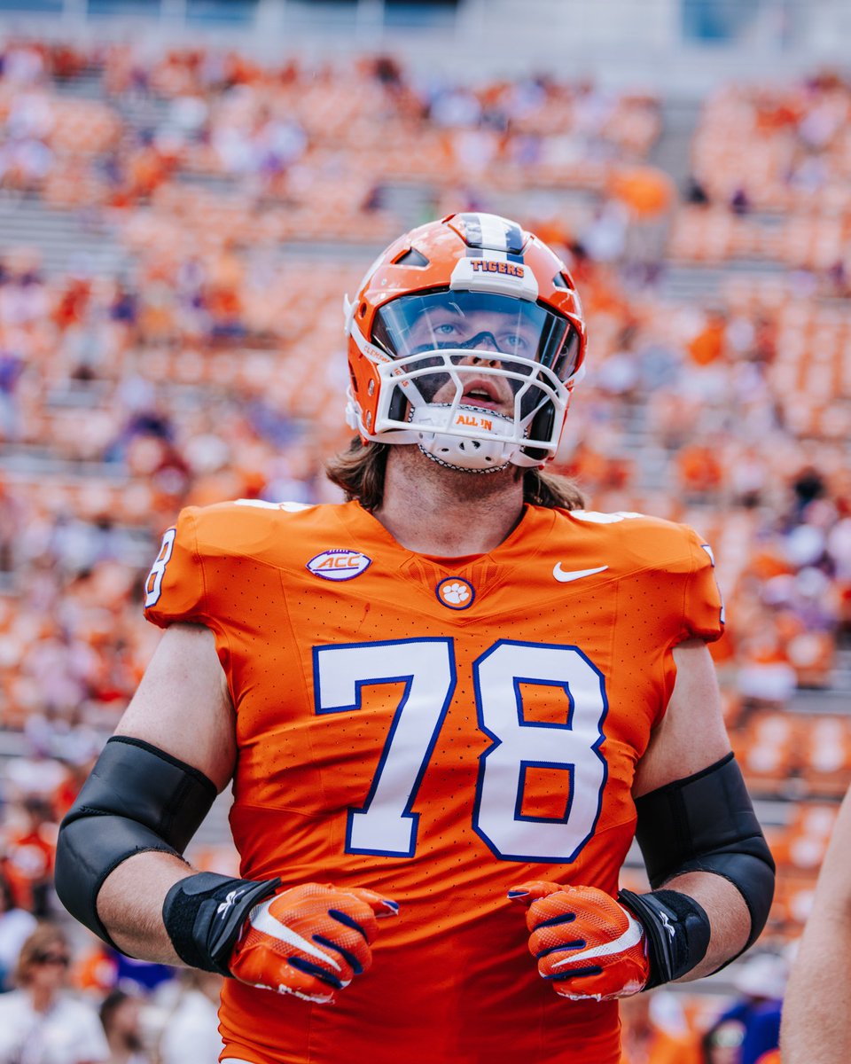 Please consider supporting <a href="/110Society/">110 Society</a> to assist them in their goal of helping student athletes!