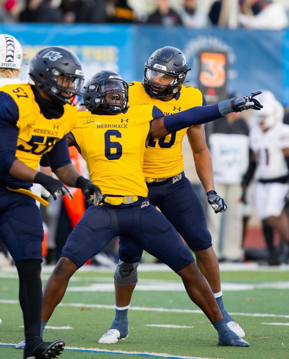 I am extremely blessed to have earned an offer from Merrimack College!!!🔵🟡 #MackTough
<a href="/CoachGeeWhite/">Gee White</a> <a href="/CoachGennettiMC/">Mike Gennetti</a>